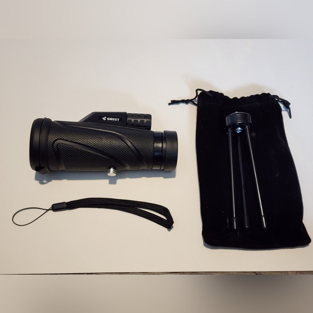 New QMEET‎ 12x42 Zoom Monocular Telescope with Smartphone Holder & Tripod